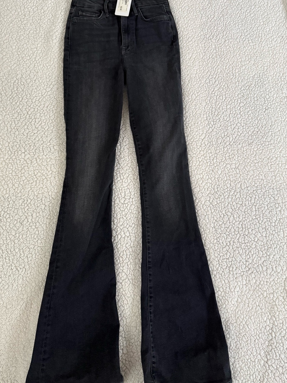 7 For All Mankind Women’s Black Ultra High Rise Skinny Boot Jeans, Size 26. NWT!